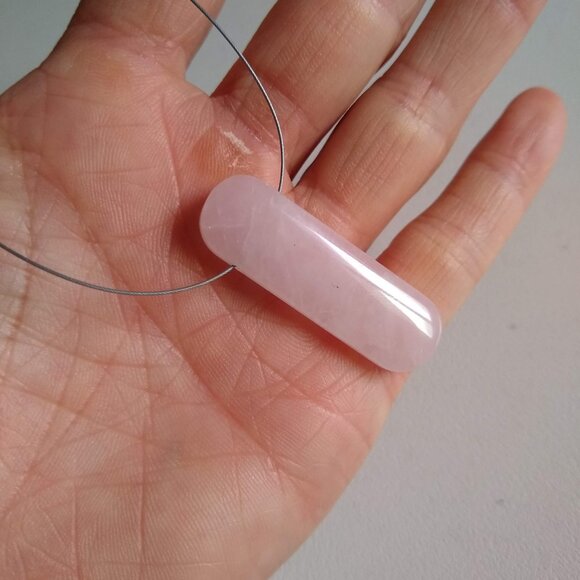 vintage 90s rose quartz pendant necklace NWOT - Picture 2 of 6